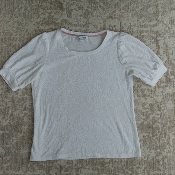 Rose + Olive Pleated Short Sleeve Top M White Pattern - Picture 14 of 16